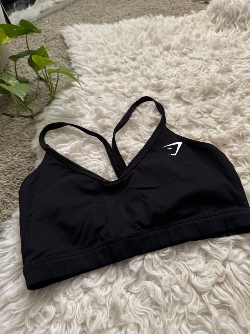 GYMSHARK black logo sports bra size small